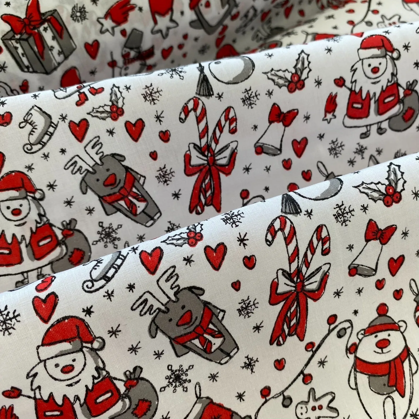 Christmas Polycotton Prints - Doodle Christmas - £3.00 Per Metre - Sold by Half Metre